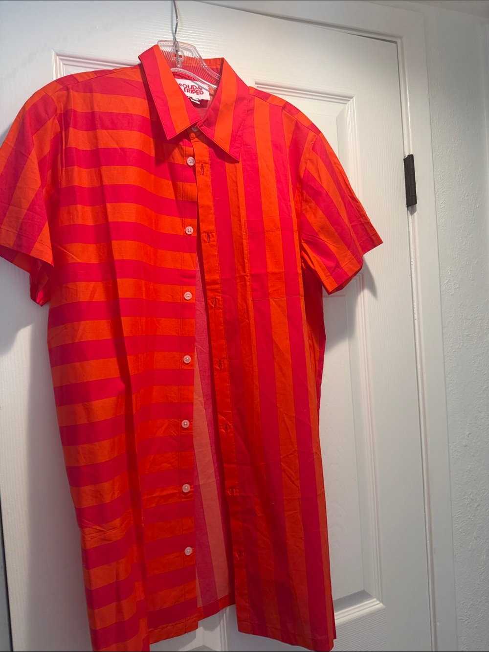 SOLID & STRIPED Red and Orange Striped Short-Sleeve Button-Up Shirt